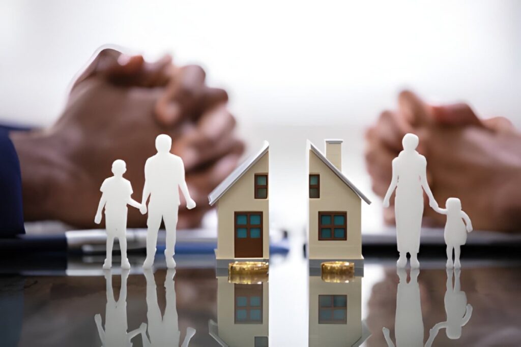 How to Sell a House During a Divorce